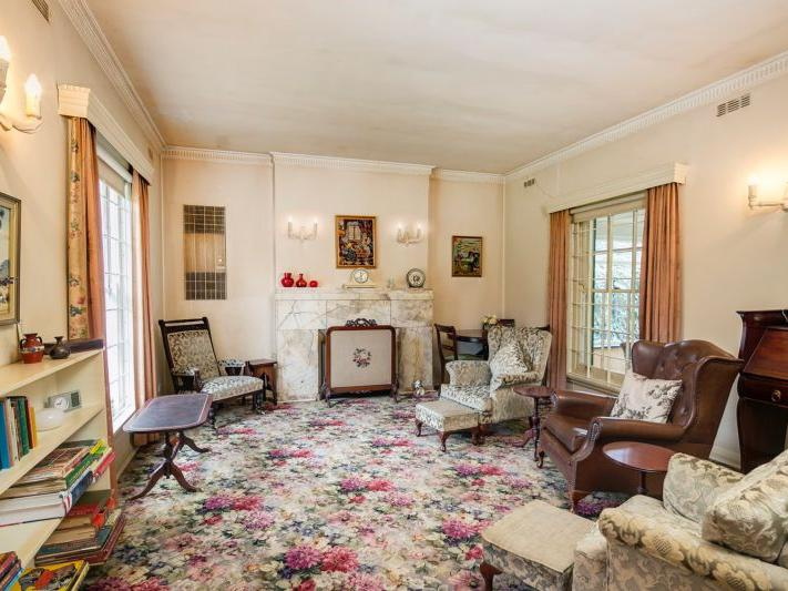 21 BARKER GROVE, Toorak Gardens Sold by Booth Real Estate - image 1