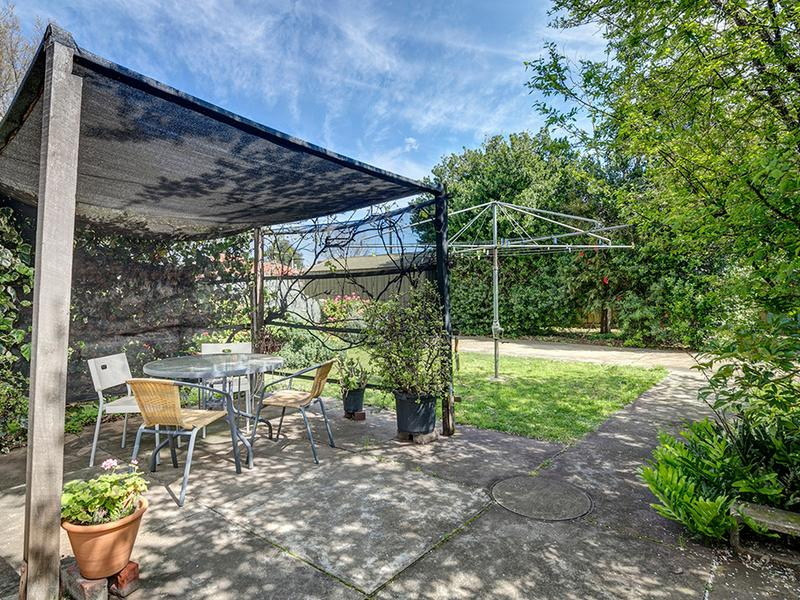 6 FALCON AVENUE, Mile End Sold by Booth Real Estate - image 1