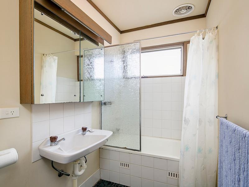 31 WYFIELD STREET, Wattle Park Sold by Booth Real Estate - image 1