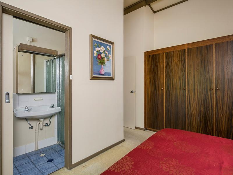 31 WYFIELD STREET, Wattle Park Sold by Booth Real Estate - image 1