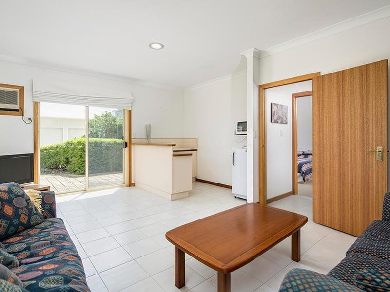 13 WILKINSON Avenue, Hayborough Sold by Booth Real Estate - image 1