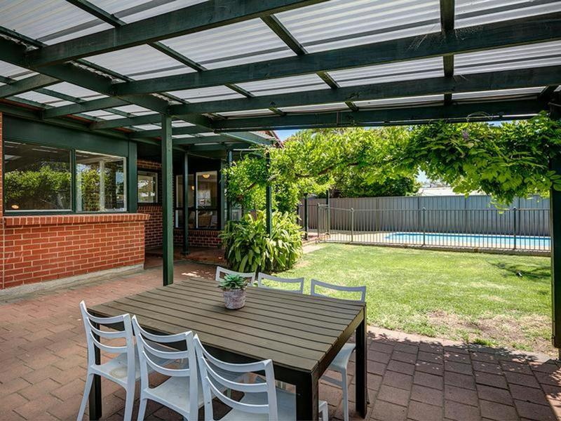72 LE HUNTE Avenue, Prospect Sold by Booth Real Estate - image 1