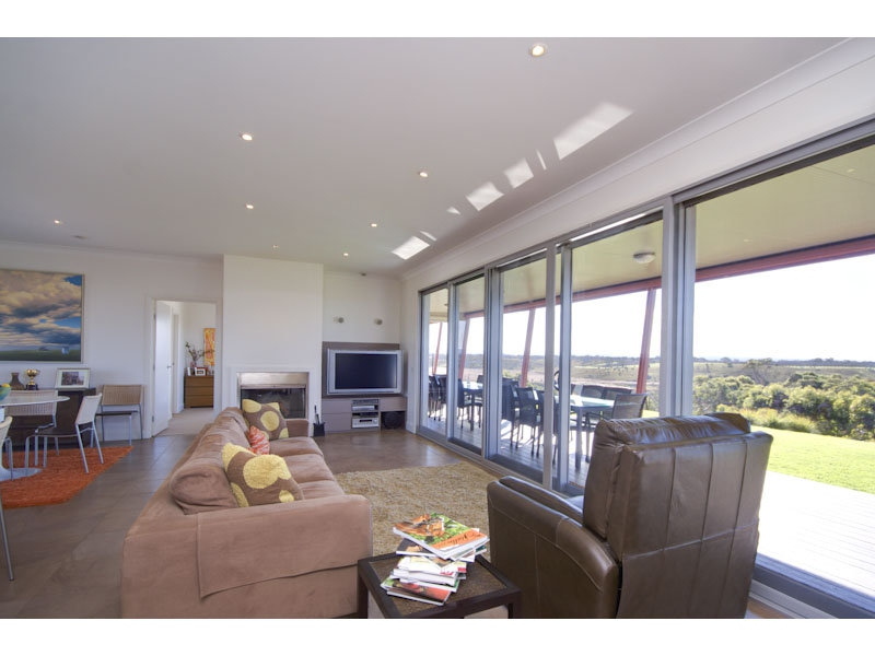 Via Finniss Park Road, Currency Creek Sold by Booth Real Estate - image 1