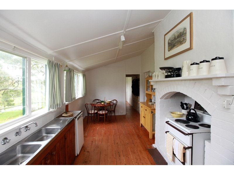 Lot 6 Macclesfield Road, Macclesfield Sold by Booth Real Estate - image 1