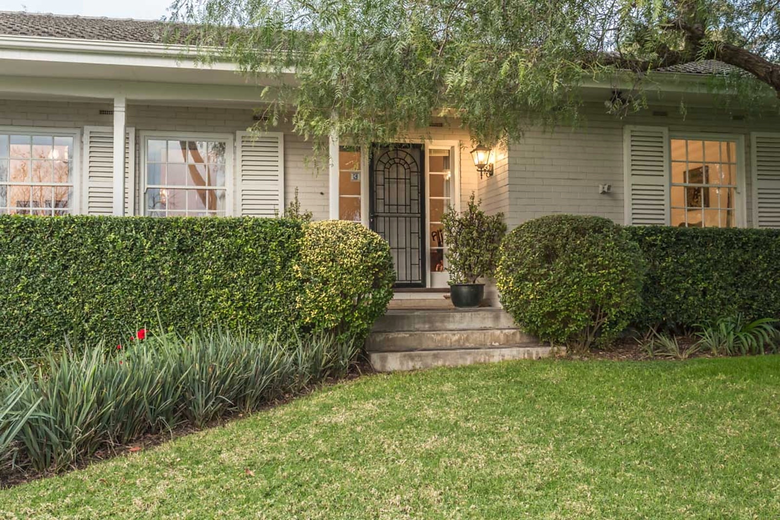 12 Brookside Road, Springfield Sold by Booth Real Estate - image 1