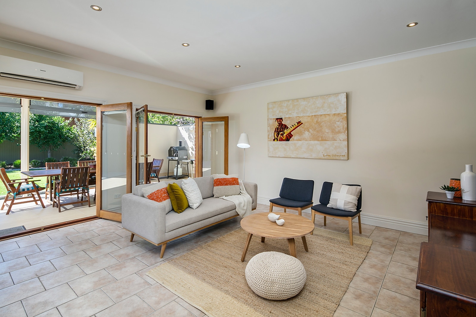 11 Woodhurst Avenue, Hyde Park Sold by Booth Real Estate - image 1