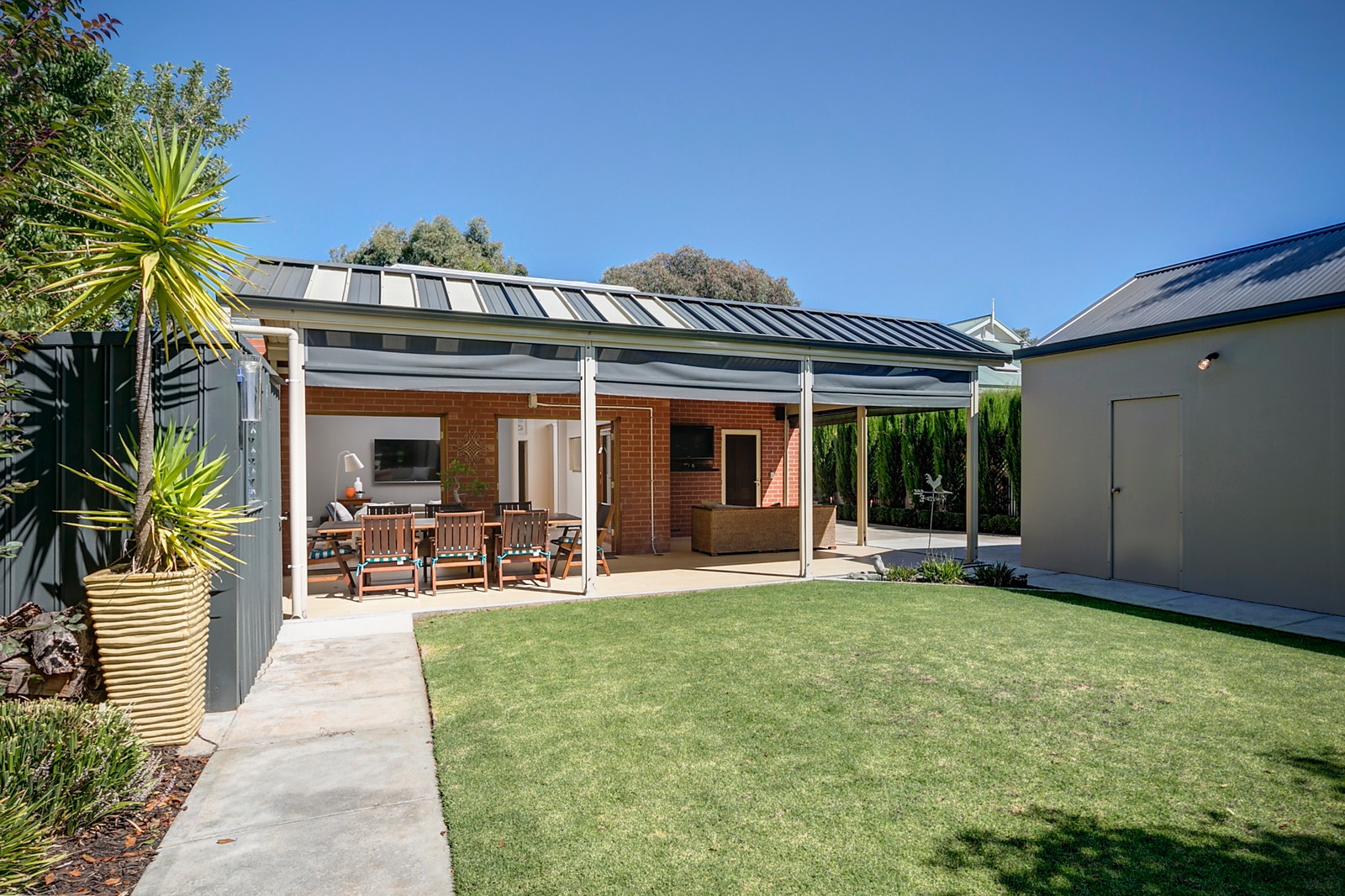 11 Woodhurst Avenue, Hyde Park Sold by Booth Real Estate - image 1