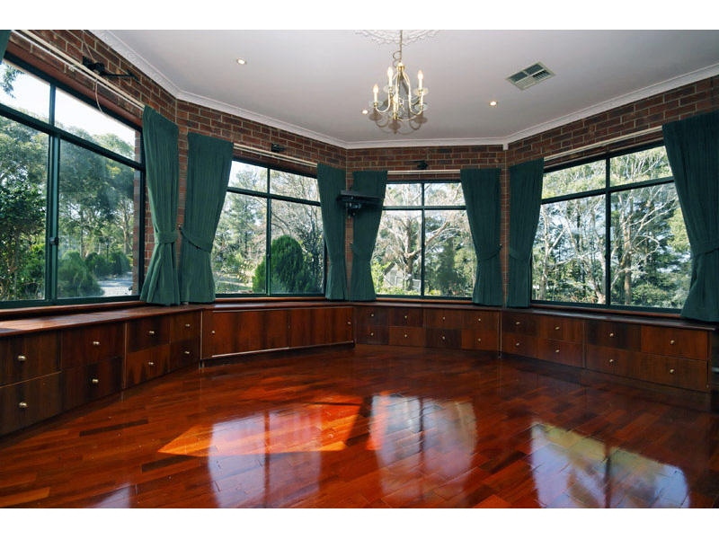 Teringie Sold by Booth Real Estate - image 1