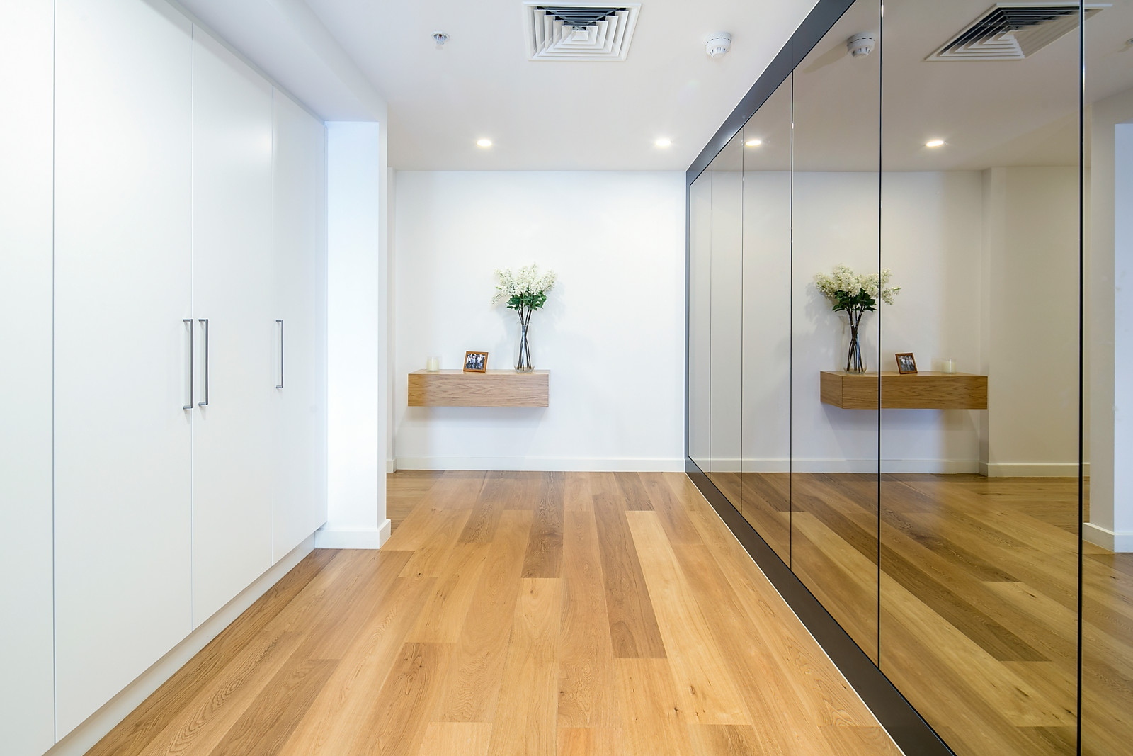 810/19 Holdfast Promenade, Glenelg Sold by Booth Real Estate - image 1
