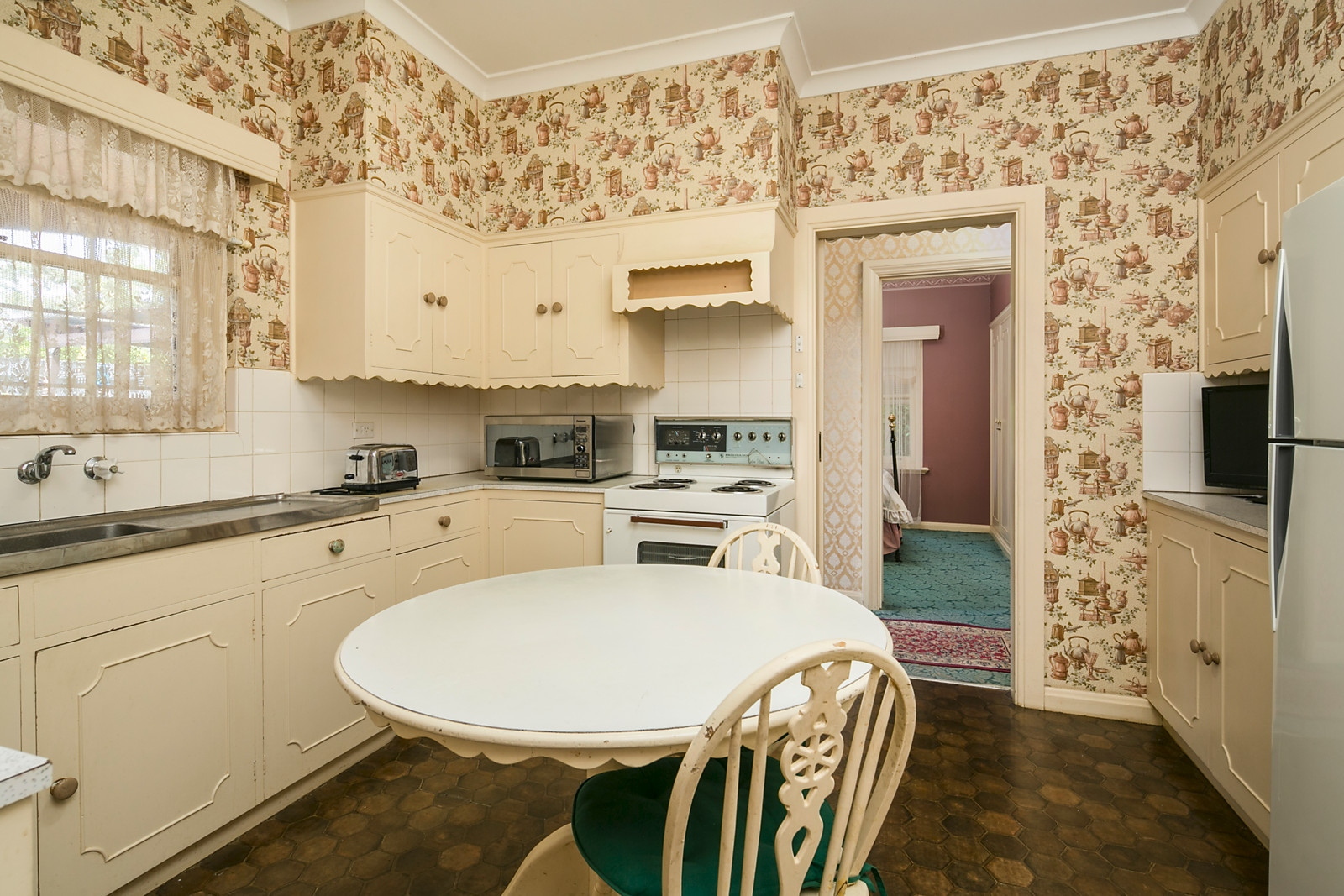2 Grange Avenue, Rosslyn Park Sold by Booth Real Estate - image 1