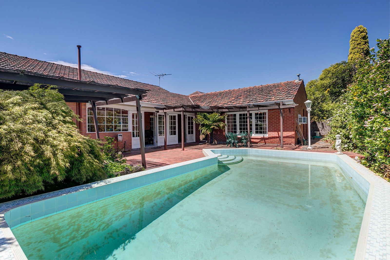 2 Grange Avenue, Rosslyn Park Sold by Booth Real Estate - image 1