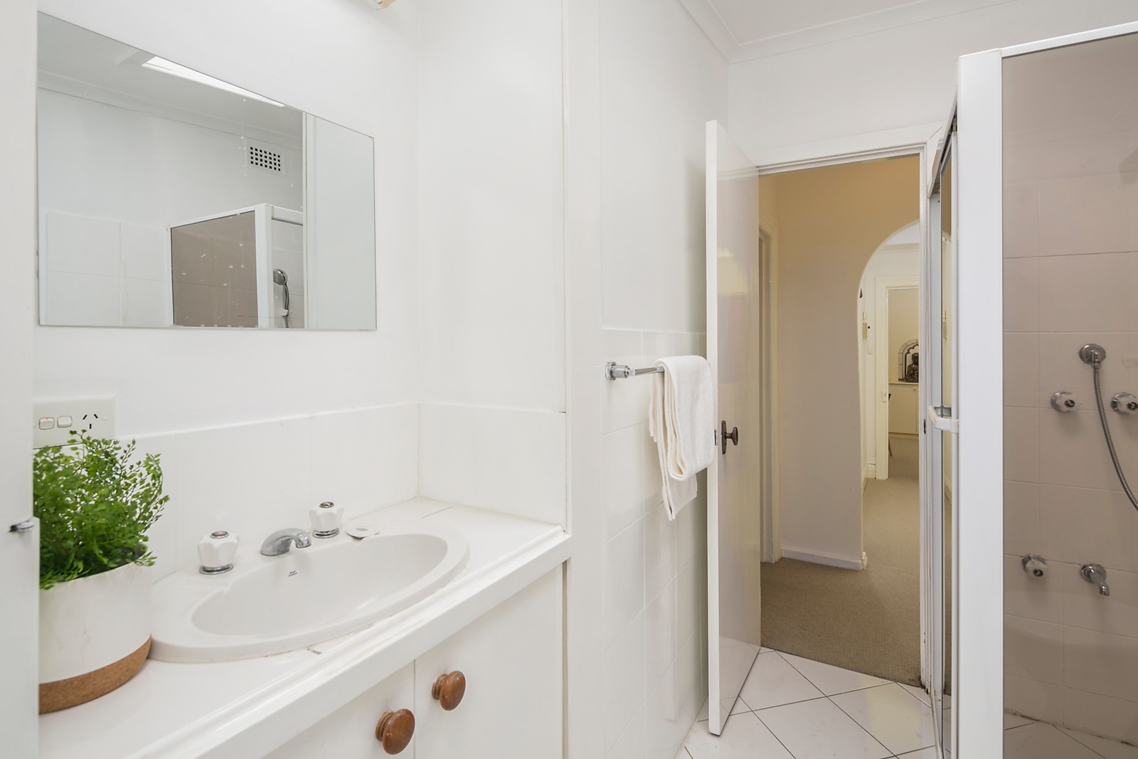 3 Clarence Street, Hyde Park Sold by Booth Real Estate - image 1