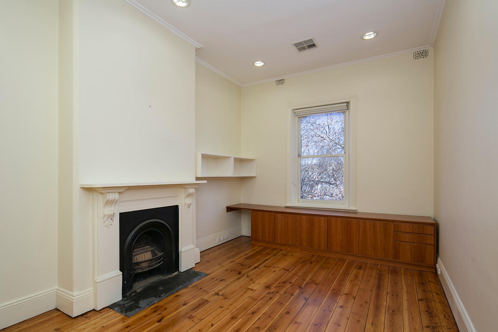 2-8 Wellington Square, North Adelaide Sold by Booth Real Estate - image 1