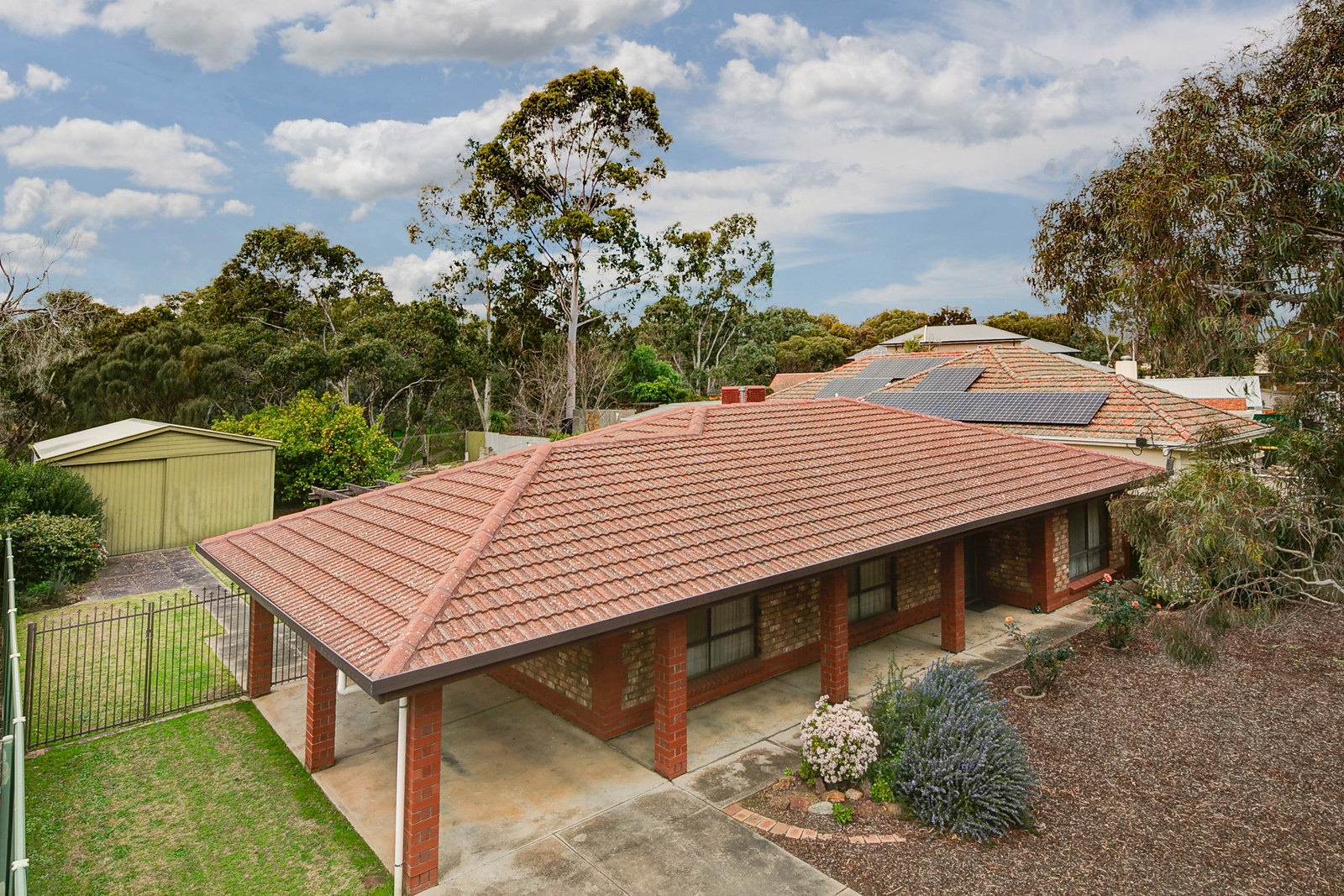 19 Player Avenue, St Peters Sold by Booth Real Estate - image 1