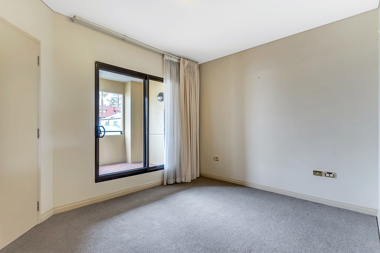 5/688 Anzac Highway, Glenelg Sold by Booth Real Estate - image 1