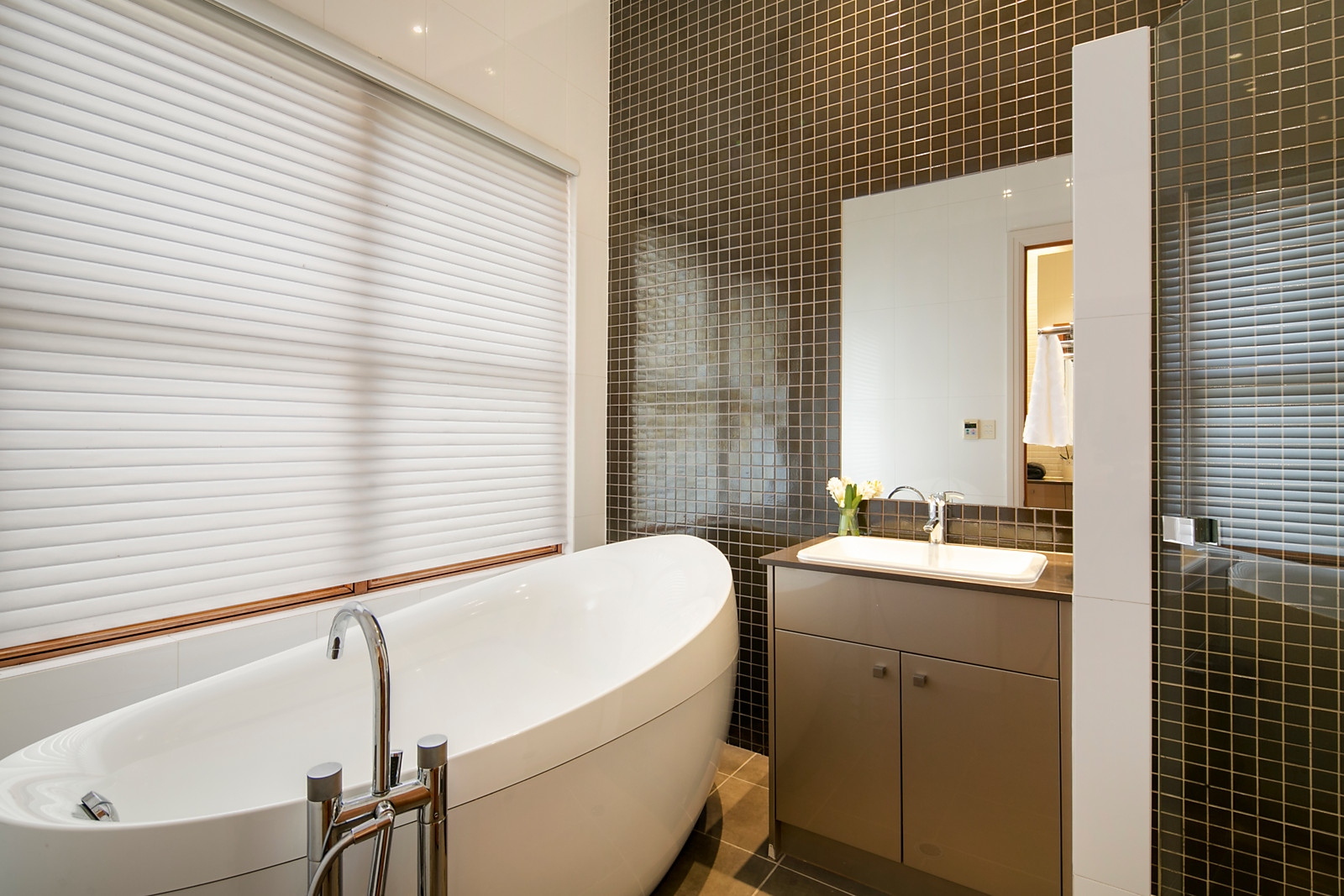 37 West Terrace, Kensington Gardens Sold by Booth Real Estate - image 1