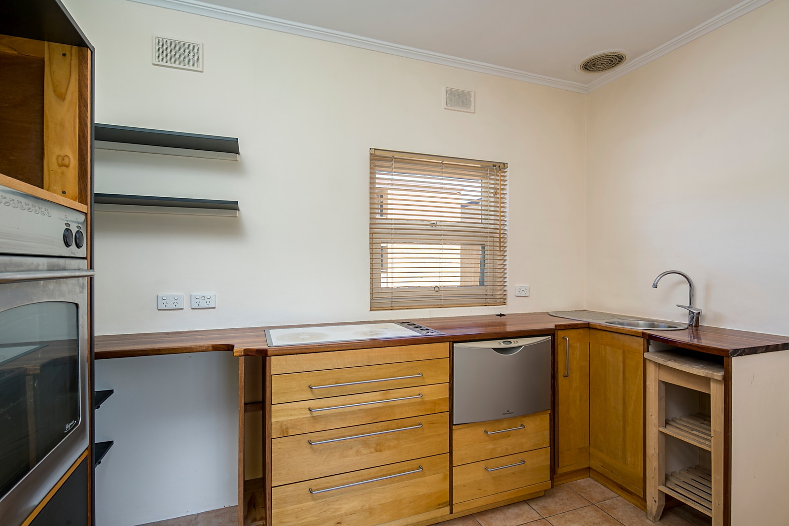 5/309 Young Street, Wayville Sold by Booth Real Estate - image 1