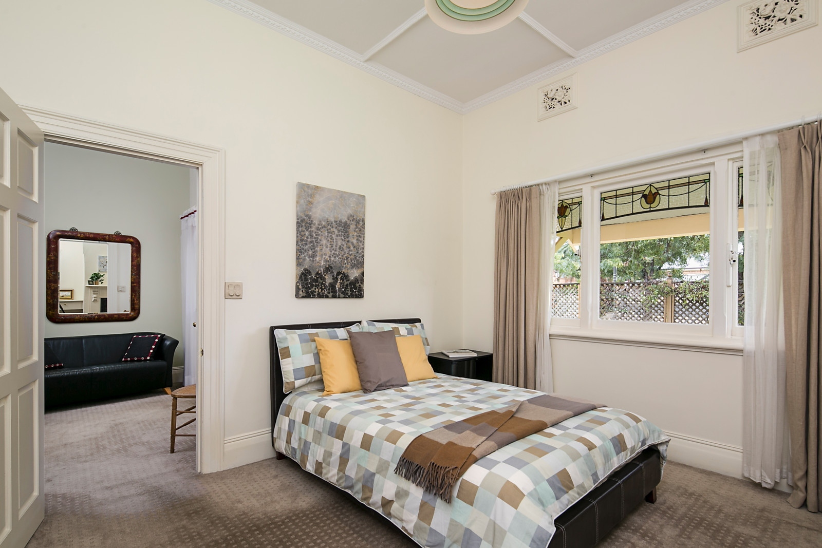 2 Dulwich Avenue, Dulwich Sold by Booth Real Estate - image 1