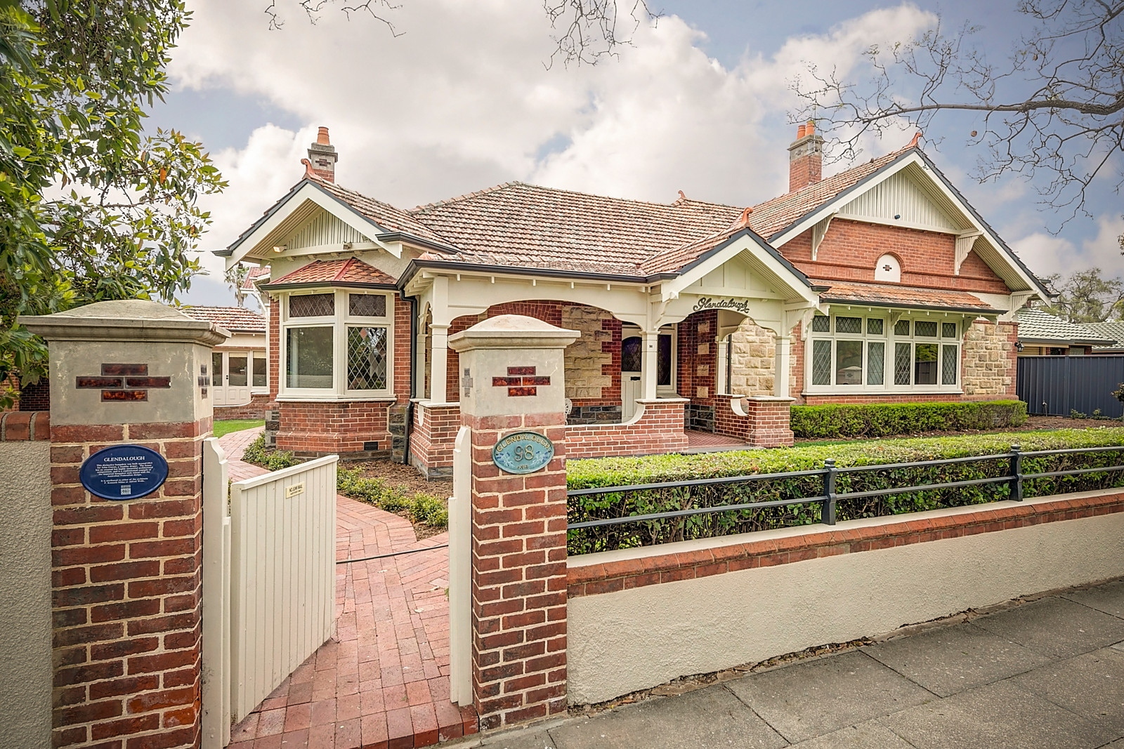98 Barnard Street, North Adelaide Sold by Booth Real Estate - image 1