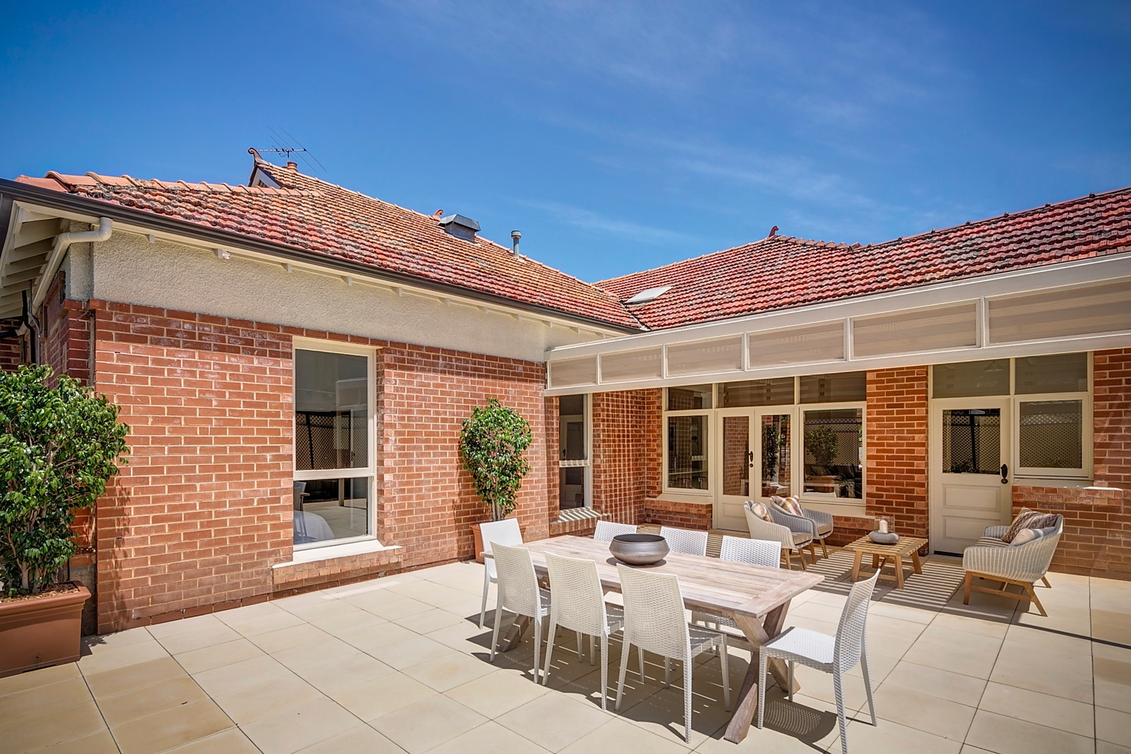 98 Barnard Street, North Adelaide Sold by Booth Real Estate - image 1