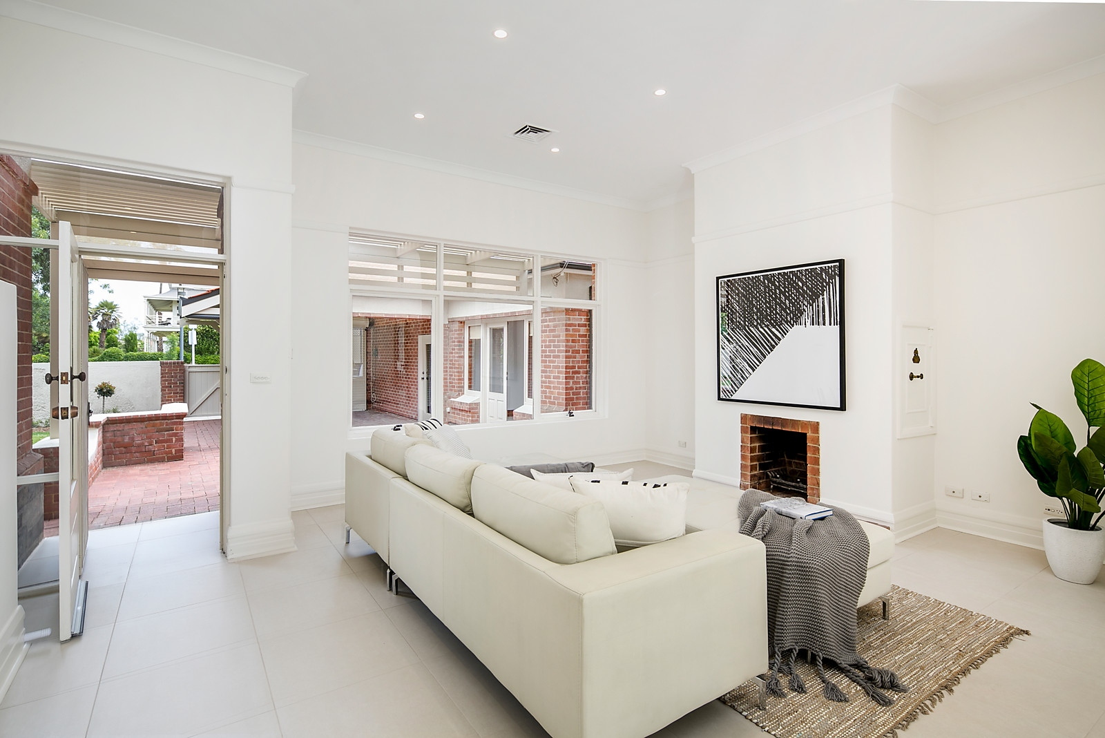 98 Barnard Street, North Adelaide Sold by Booth Real Estate - image 1