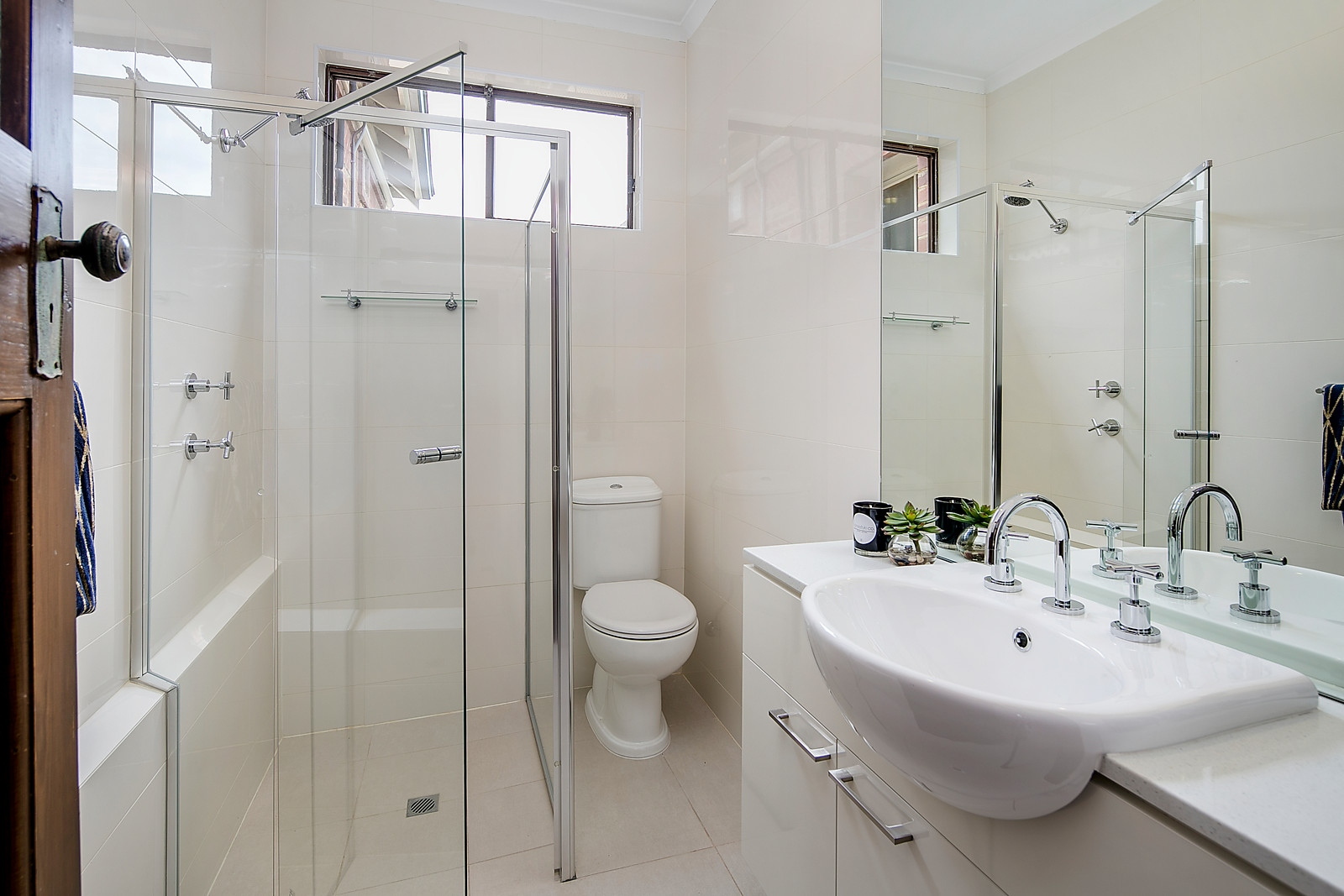 98 Barnard Street, North Adelaide Sold by Booth Real Estate - image 1