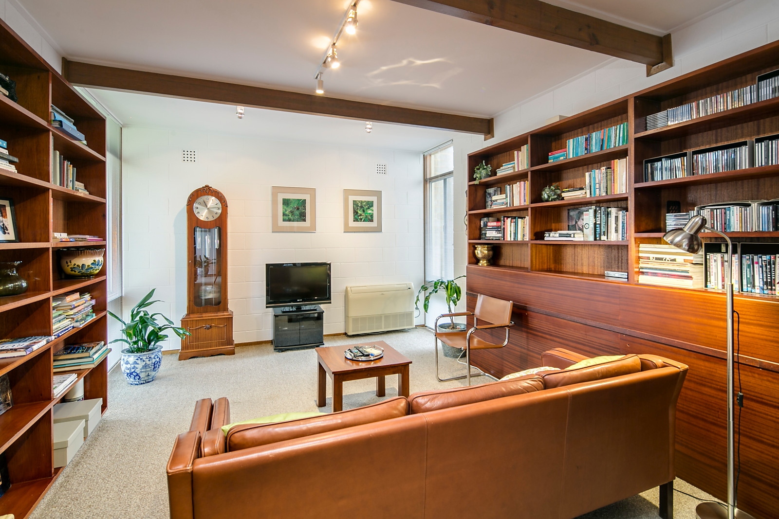 16 Fraser Street, Lower Mitcham Sold by Booth Real Estate - image 1
