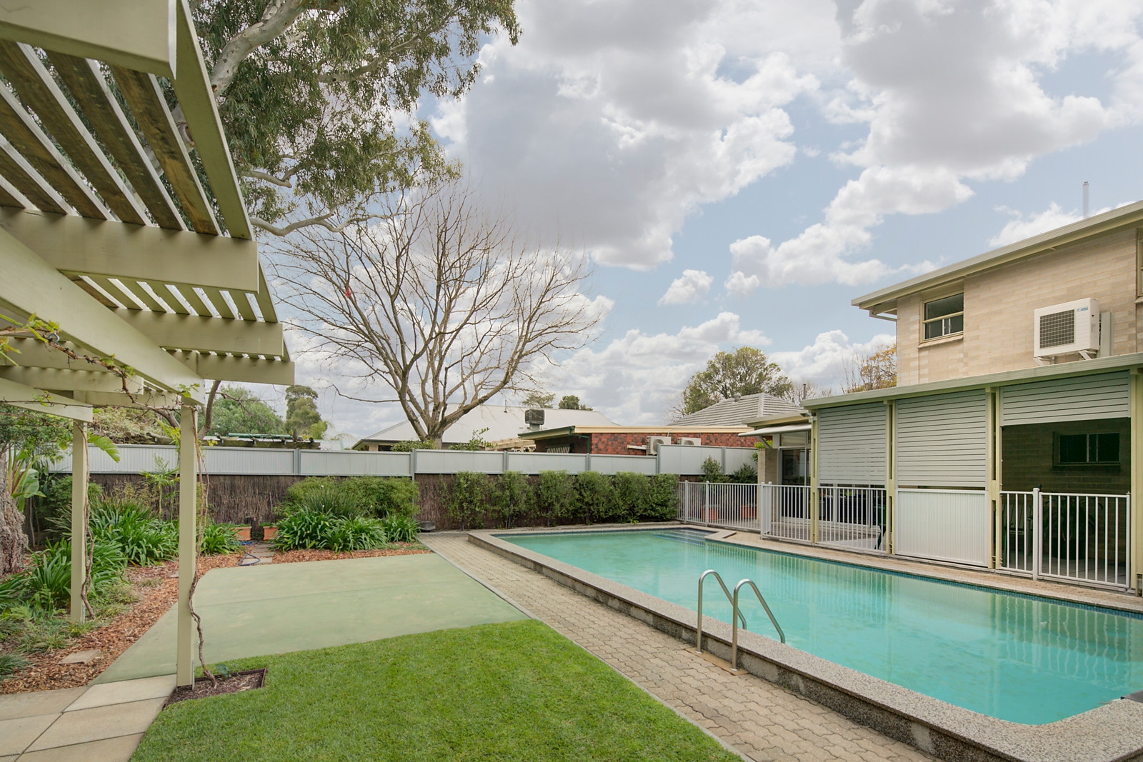 16 Fraser Street, Lower Mitcham Sold by Booth Real Estate - image 1