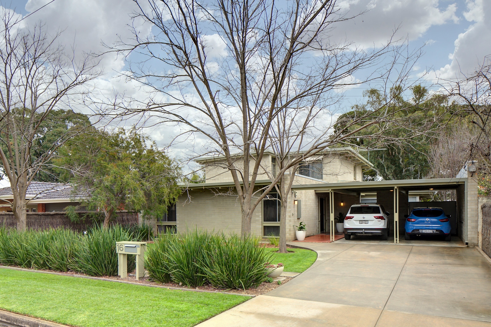 16 Fraser Street, Lower Mitcham Sold by Booth Real Estate - image 1