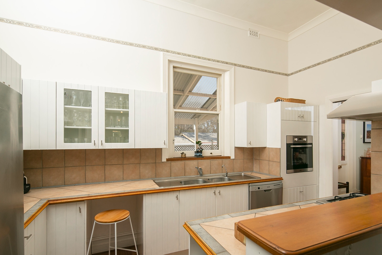 88 Fourth Avenue, Joslin Sold by Booth Real Estate - image 1