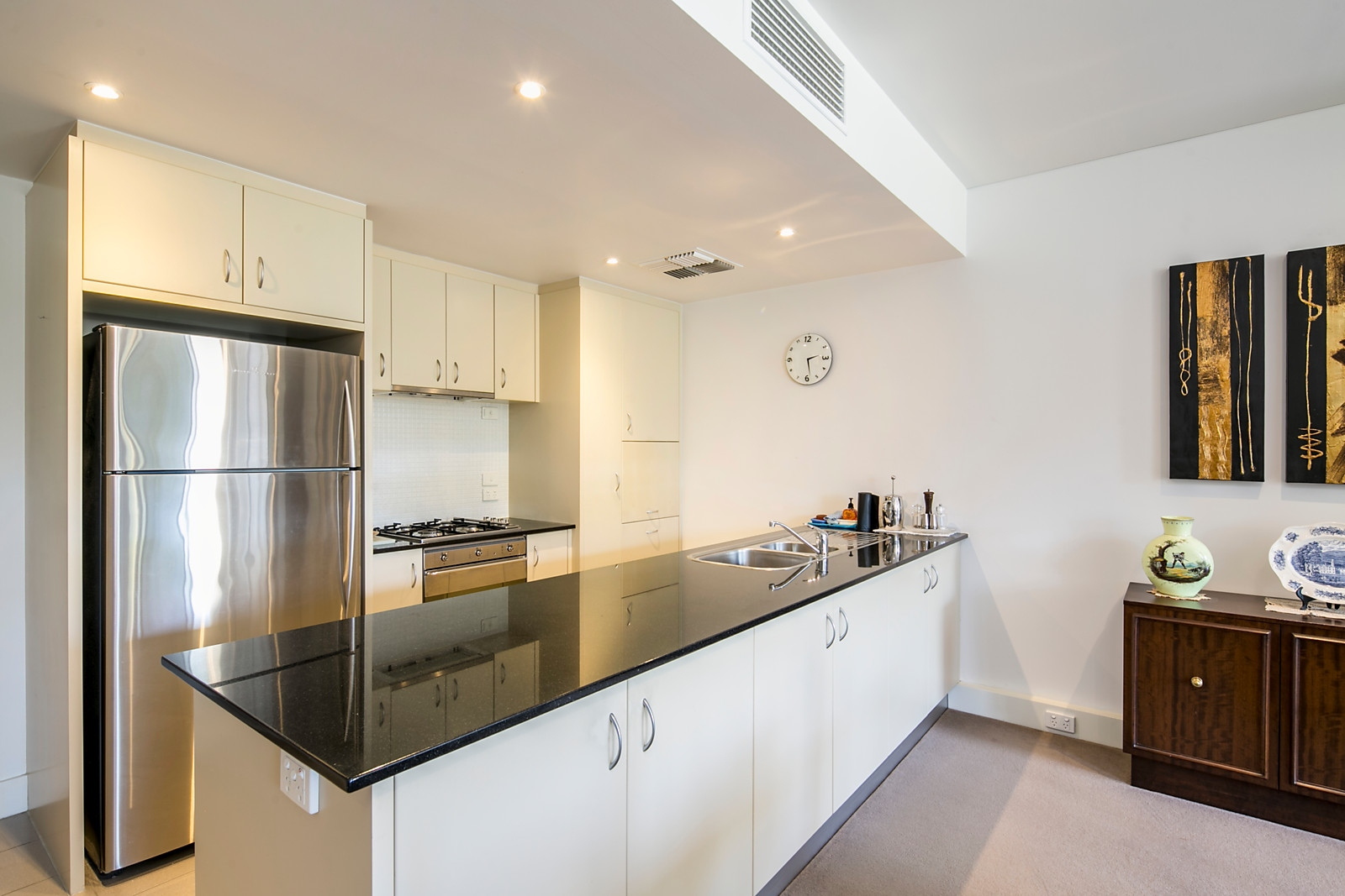 16B/16-20 Hurtle Square, Adelaide Sold by Booth Real Estate - image 1