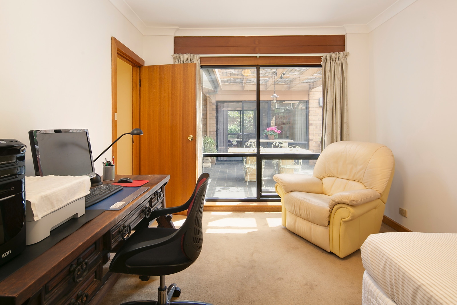 2B Egmont Terrace, Erindale Sold by Booth Real Estate - image 1