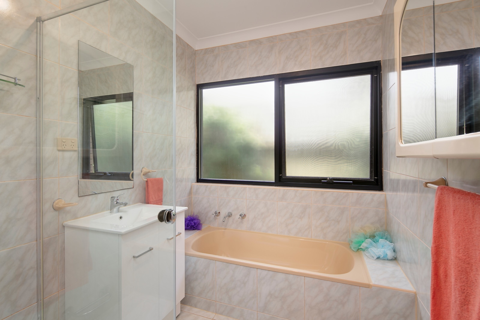 2B Egmont Terrace, Erindale Sold by Booth Real Estate - image 1