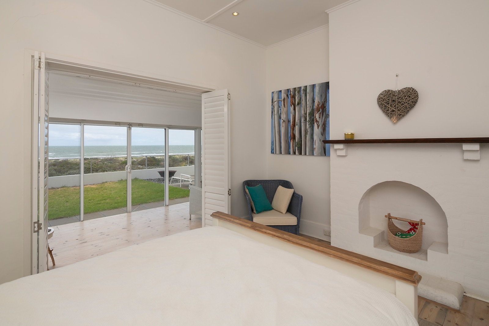 37 Seaview Road, Tennyson Sold by Booth Real Estate - image 1
