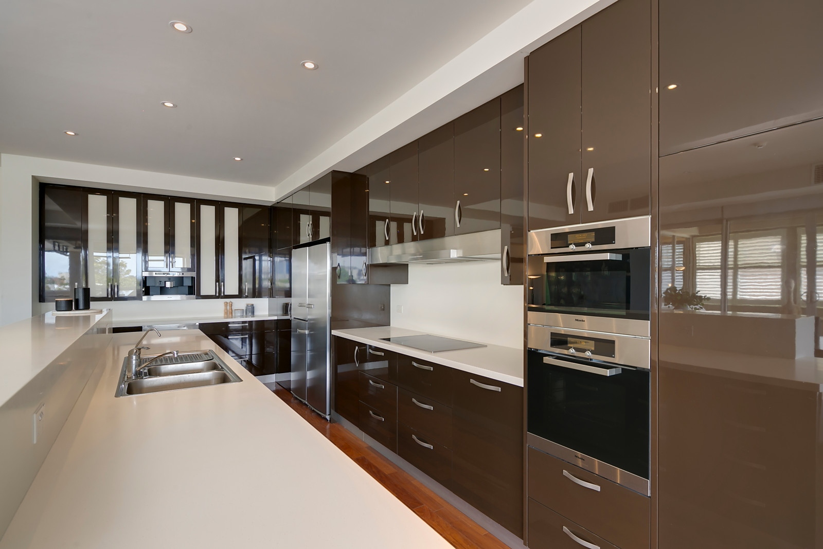 3/225 East Terrace, Adelaide Sold by Booth Real Estate - image 1