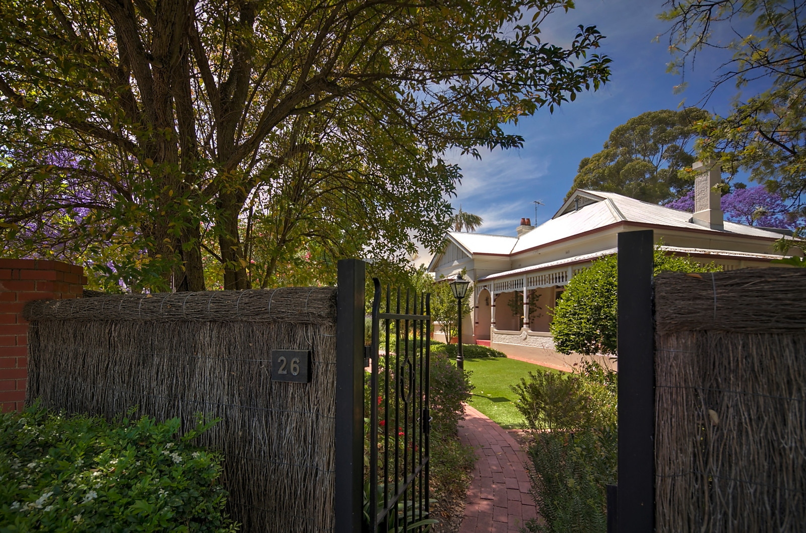 26 Knightsbridge Road, Hazelwood Park Sold by Booth Real Estate - image 1