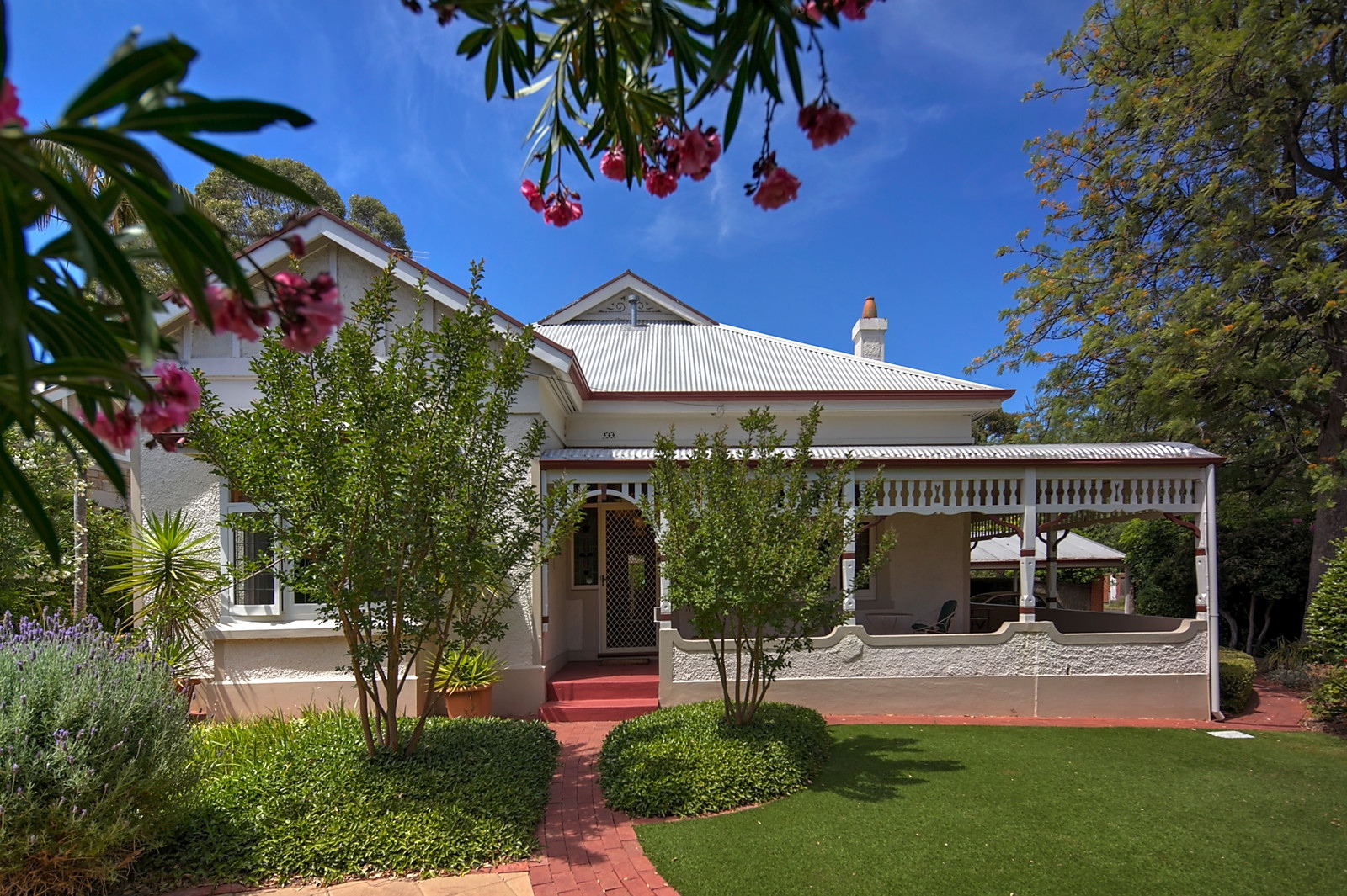 26 Knightsbridge Road, Hazelwood Park Sold by Booth Real Estate - image 1