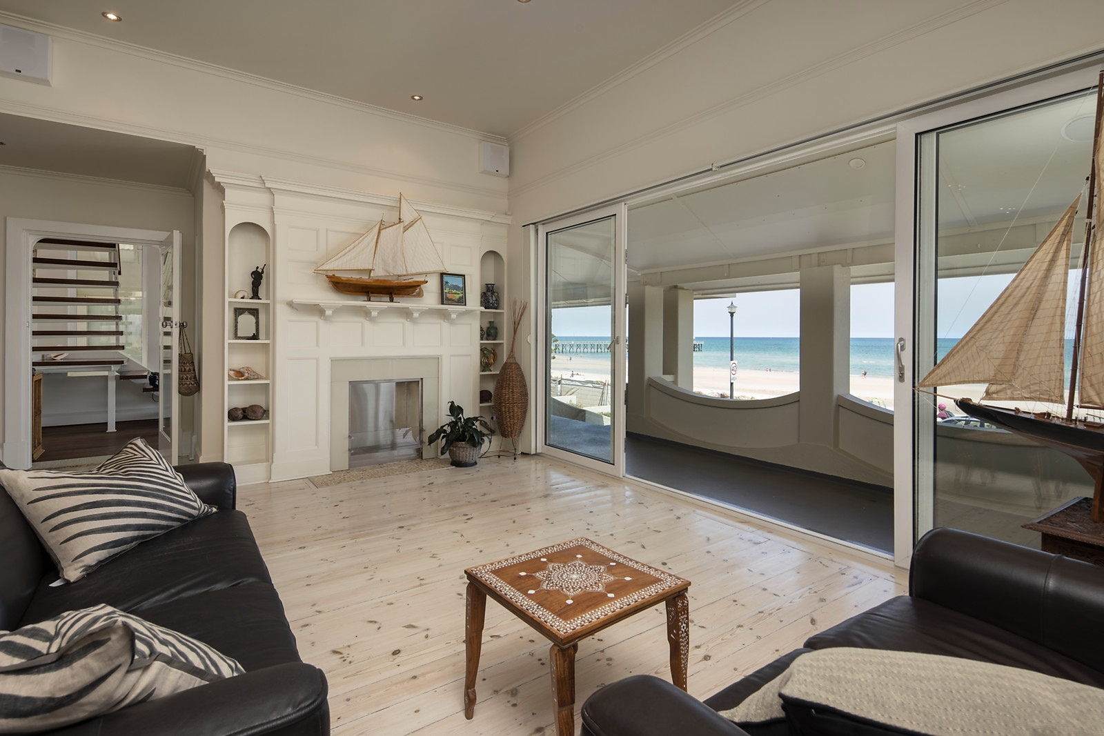 293 Esplanade, Henley Beach Sold by Booth Real Estate - image 1