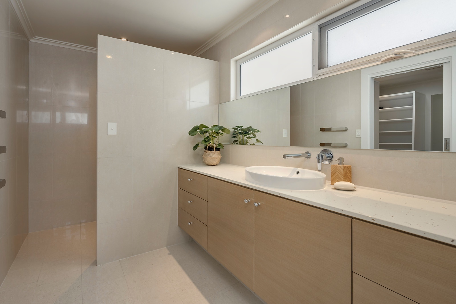 293 Esplanade, Henley Beach Sold by Booth Real Estate - image 1