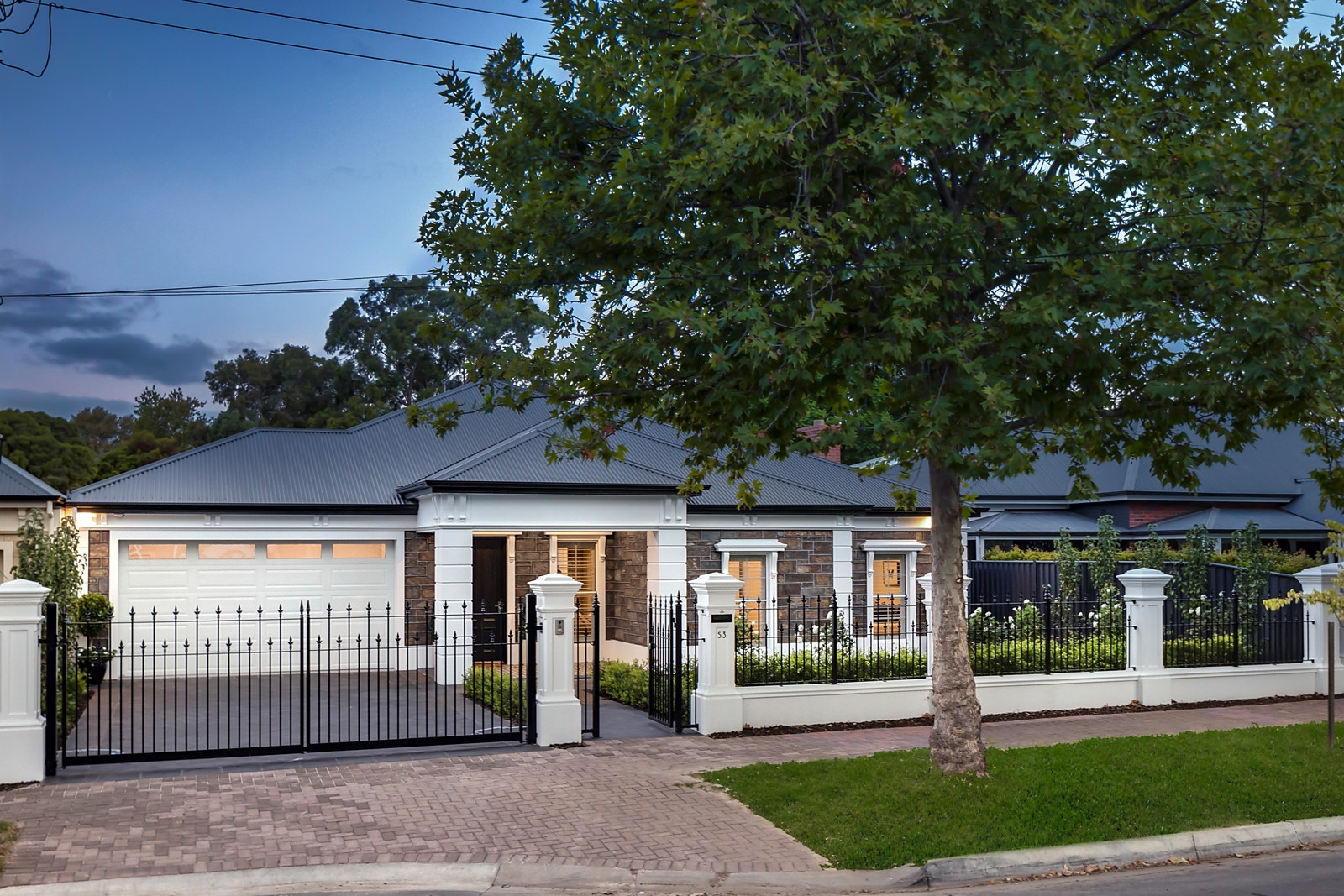 53 Seventh Avenue, St Peters Sold by Booth Real Estate - image 1