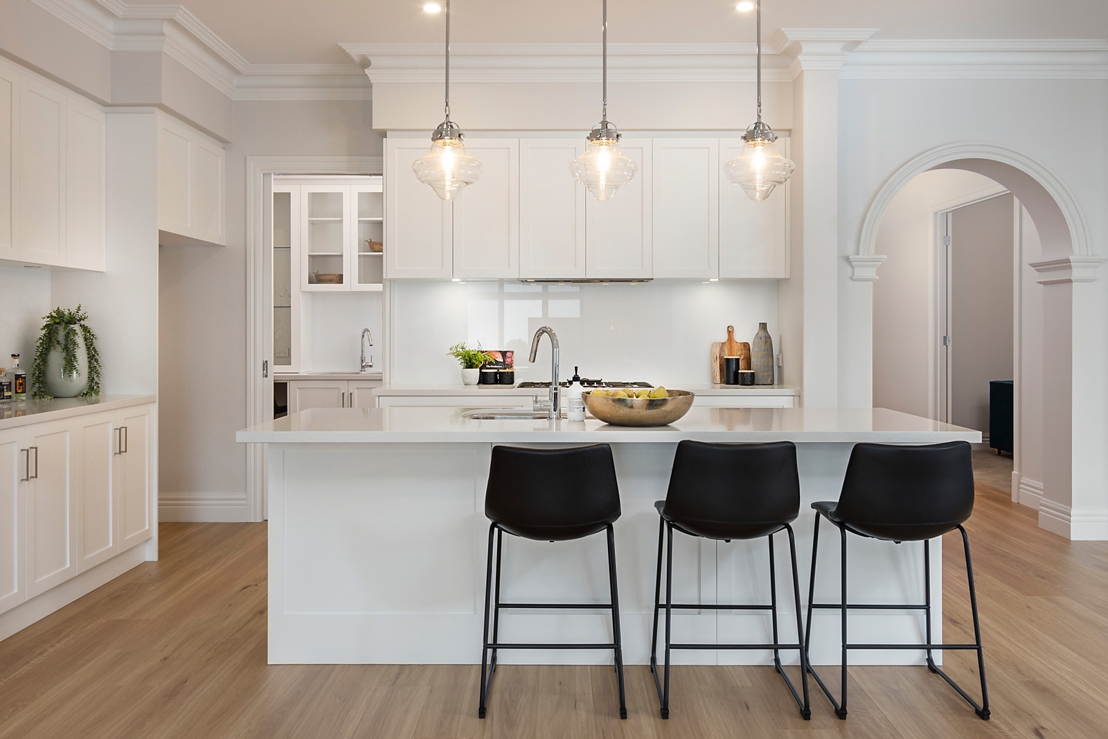 53 Seventh Avenue, St Peters Sold by Booth Real Estate - image 1
