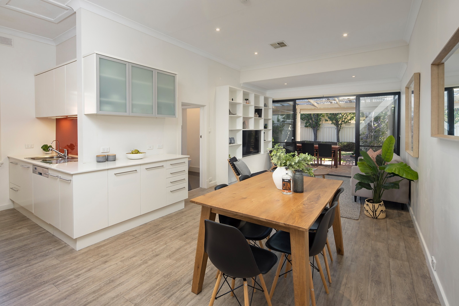10 Weller Street, Goodwood Sold by Booth Real Estate - image 1