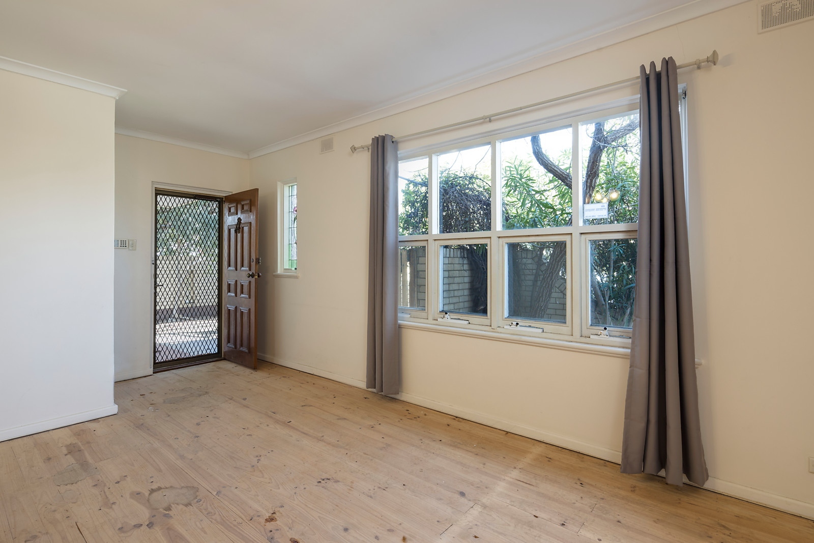 1/26 Tyne Street, Gilberton Sold by Booth Real Estate - image 1