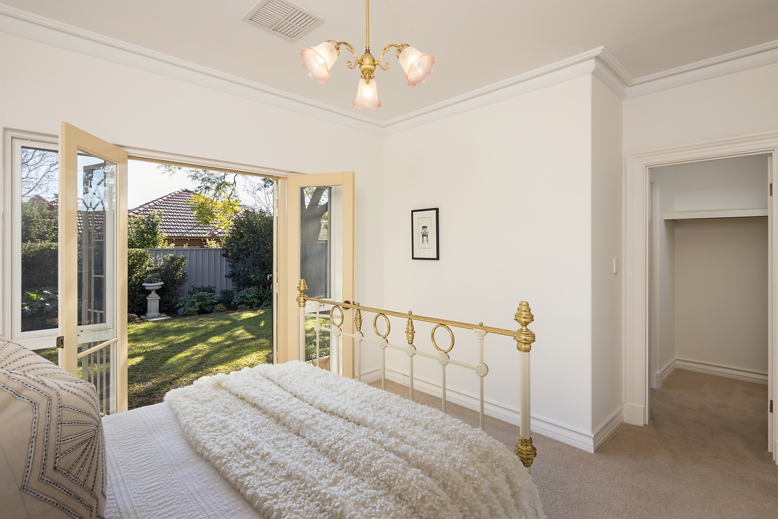 15 Cudmore Avenue, Toorak Gardens Sold by Booth Real Estate - image 1