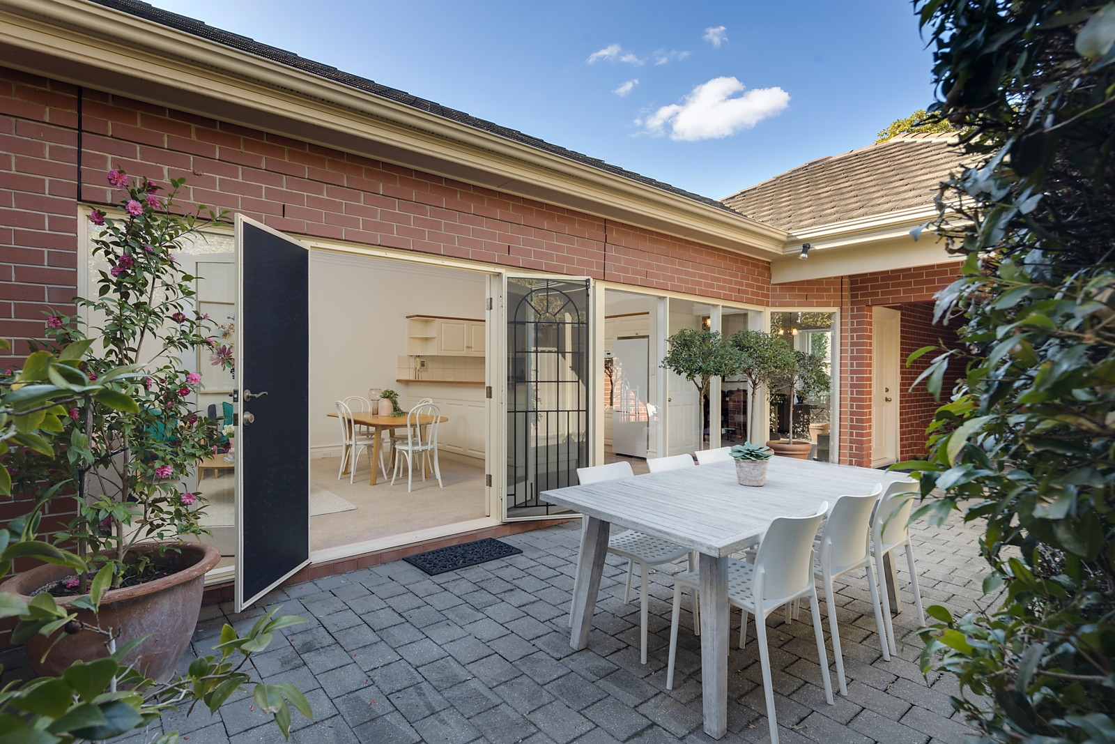 15 Cudmore Avenue, Toorak Gardens Sold by Booth Real Estate - image 1