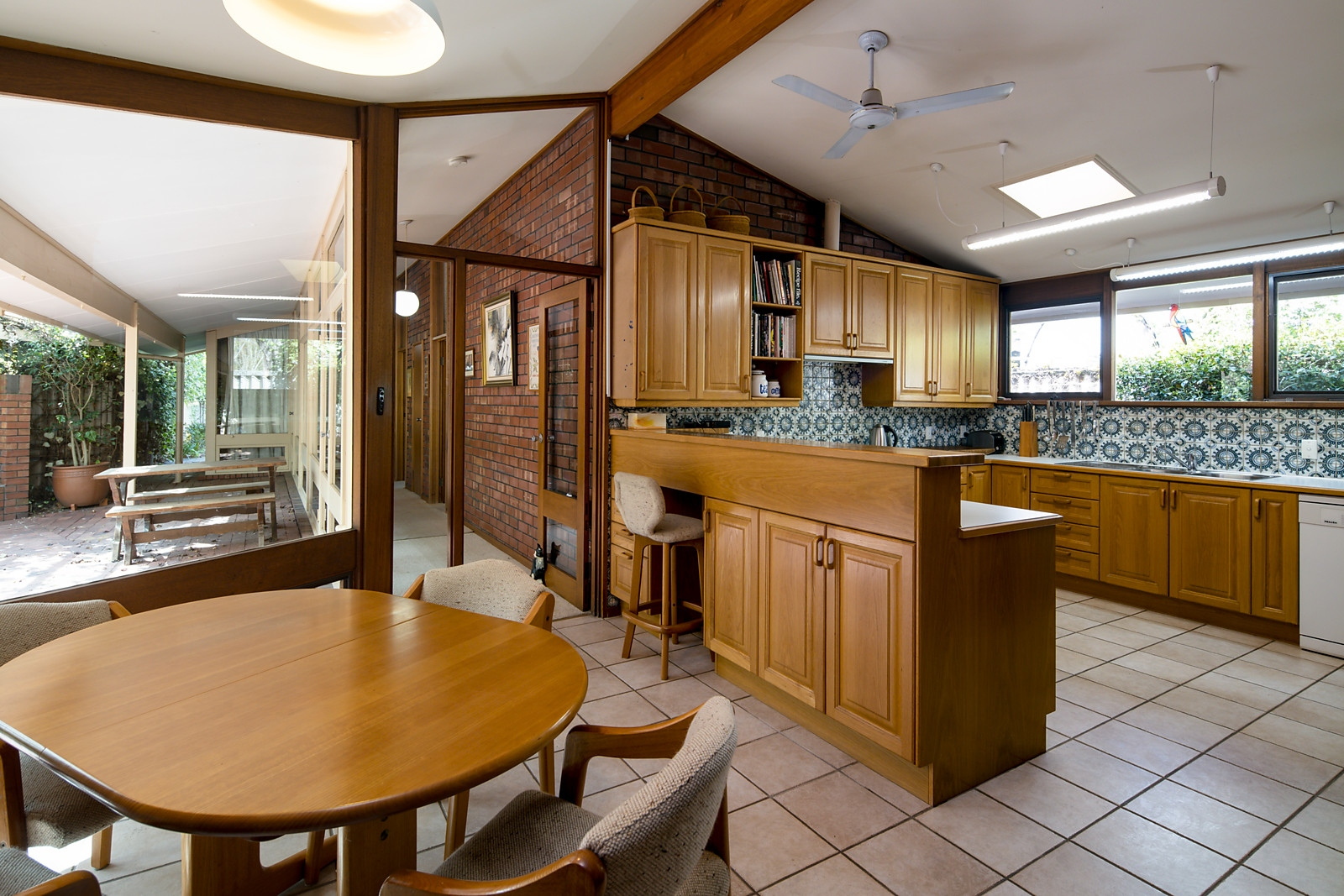 12A Glen Avenue, Unley Park Sold by Booth Real Estate - image 1