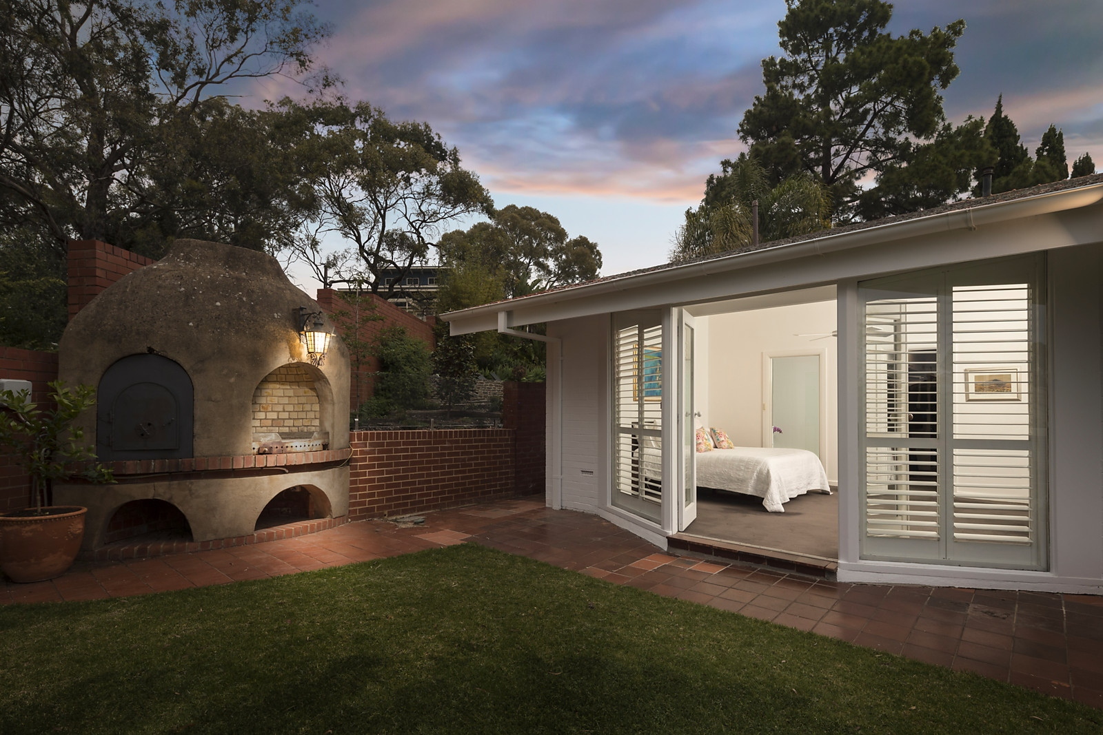 7 Wood Grove, Hazelwood Park Sold by Booth Real Estate - image 1