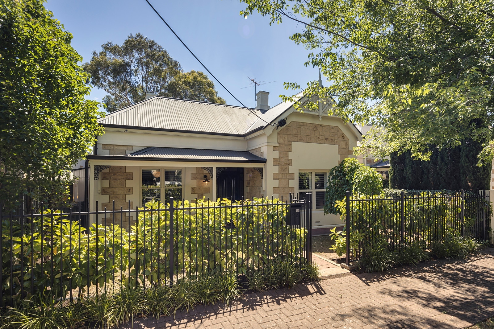24 Adelaide Street, Maylands Sold by Booth Real Estate - image 1