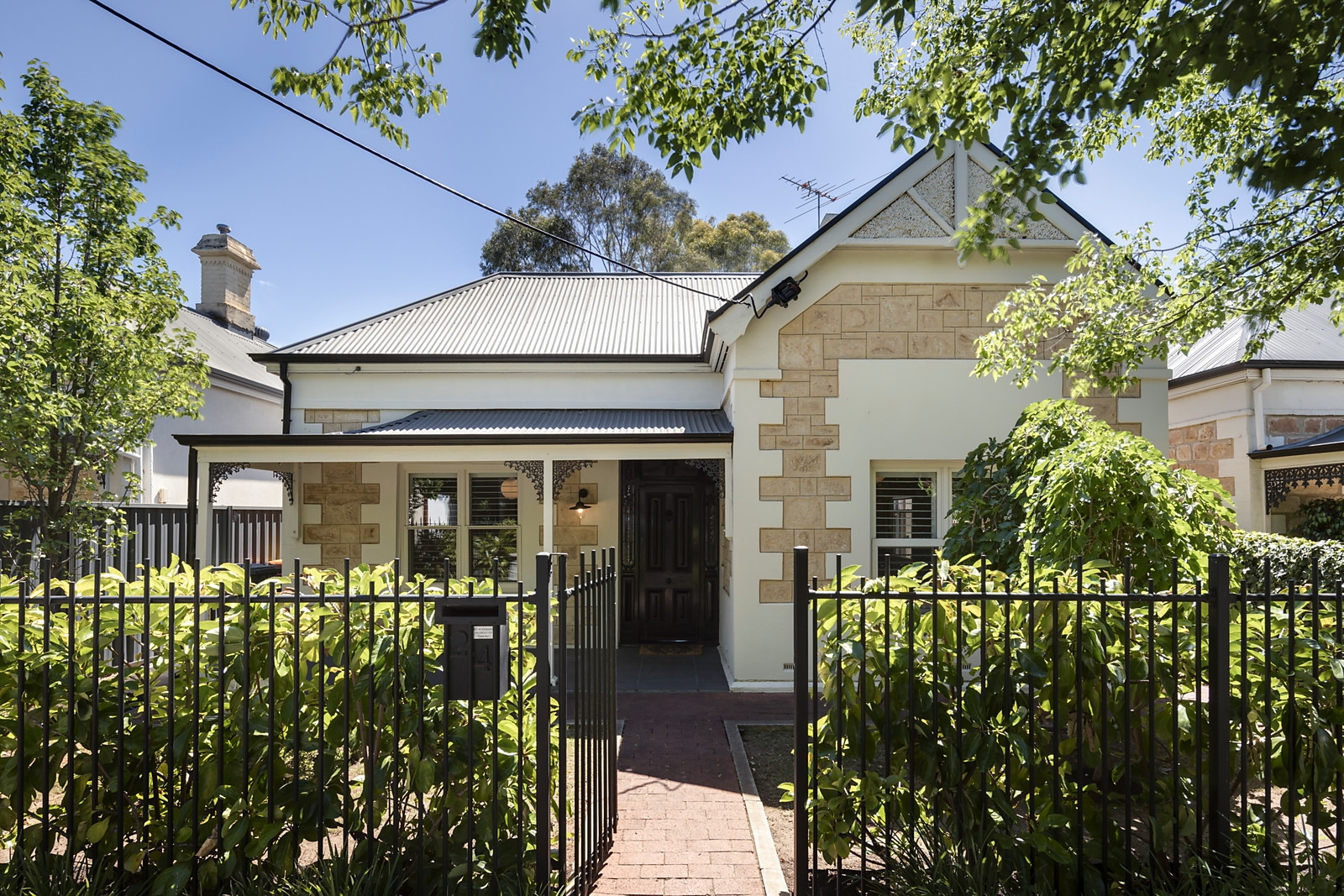 24 Adelaide Street, Maylands Sold by Booth Real Estate - image 1