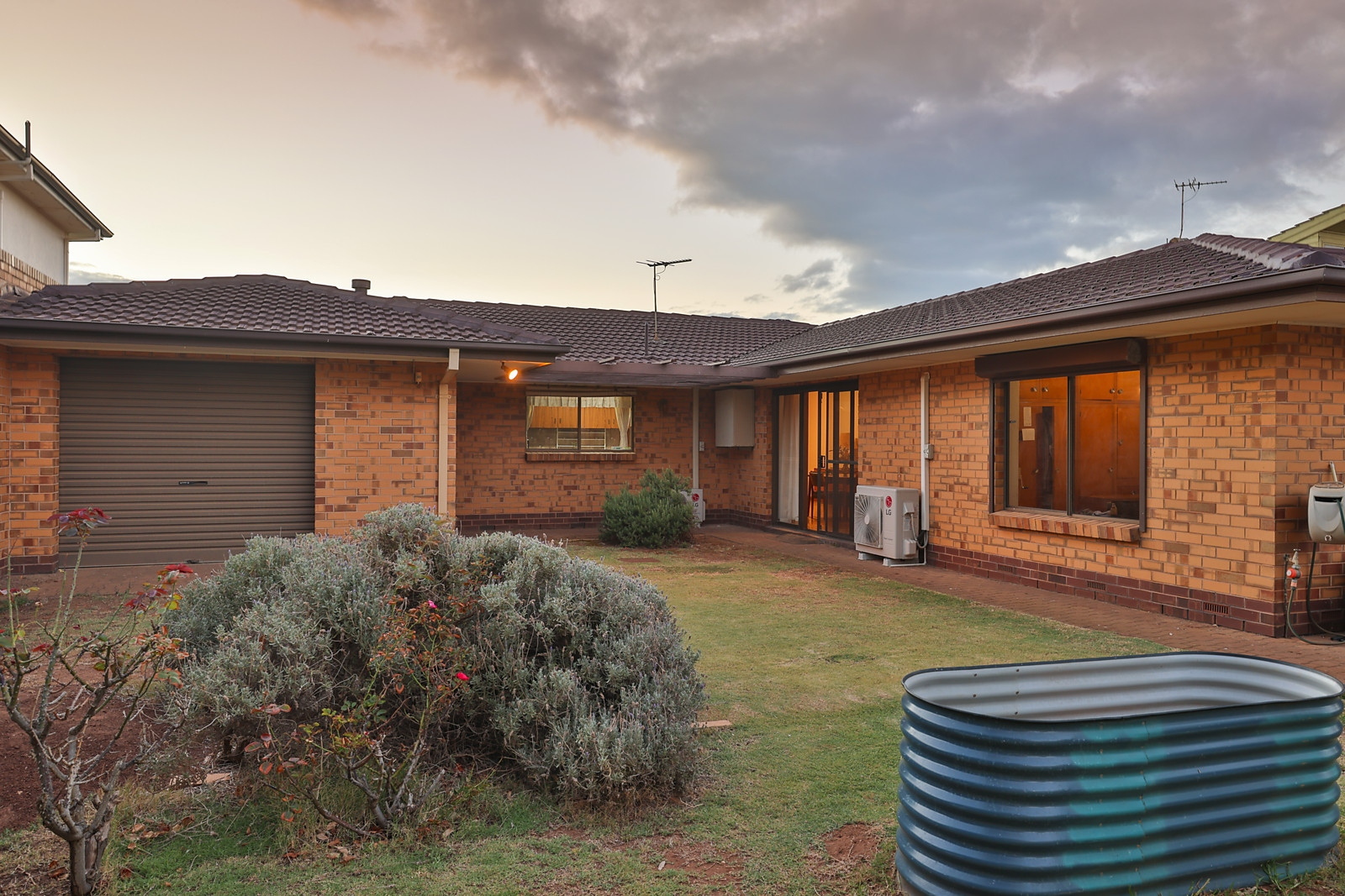 293 Esplanade, Seaford Sold by Booth Real Estate - image 1